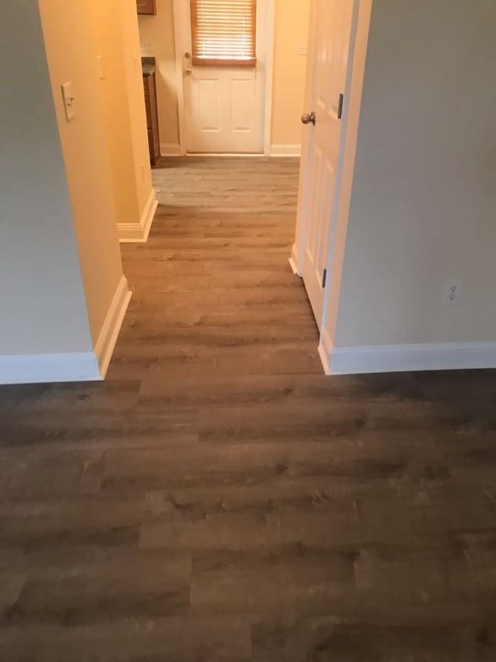 323 Laurel Oak Ln - Photo 6 of 37