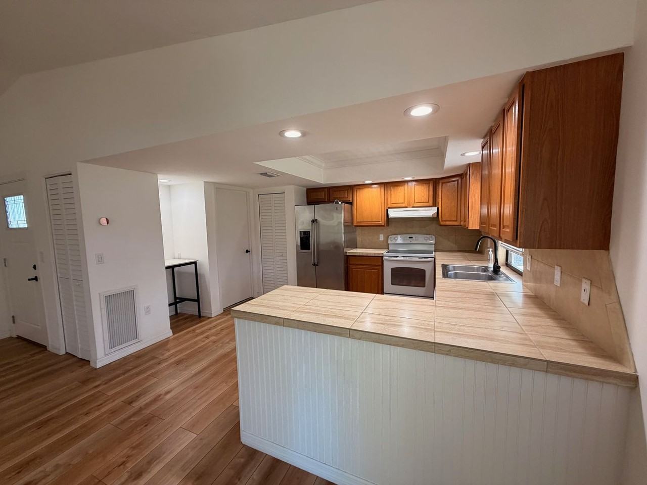 6214 Camphor Ave - Photo 6 of 19