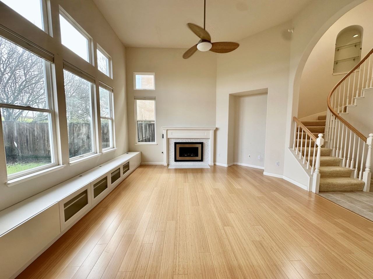 126 Pizarro Ave - Photo 2 of 36