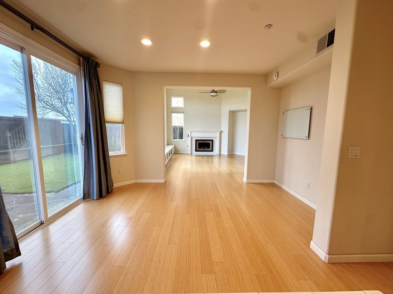 126 Pizarro Ave - Photo 6 of 36