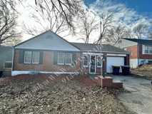 9 W Pocahontas Ln - Photo 1 of 1