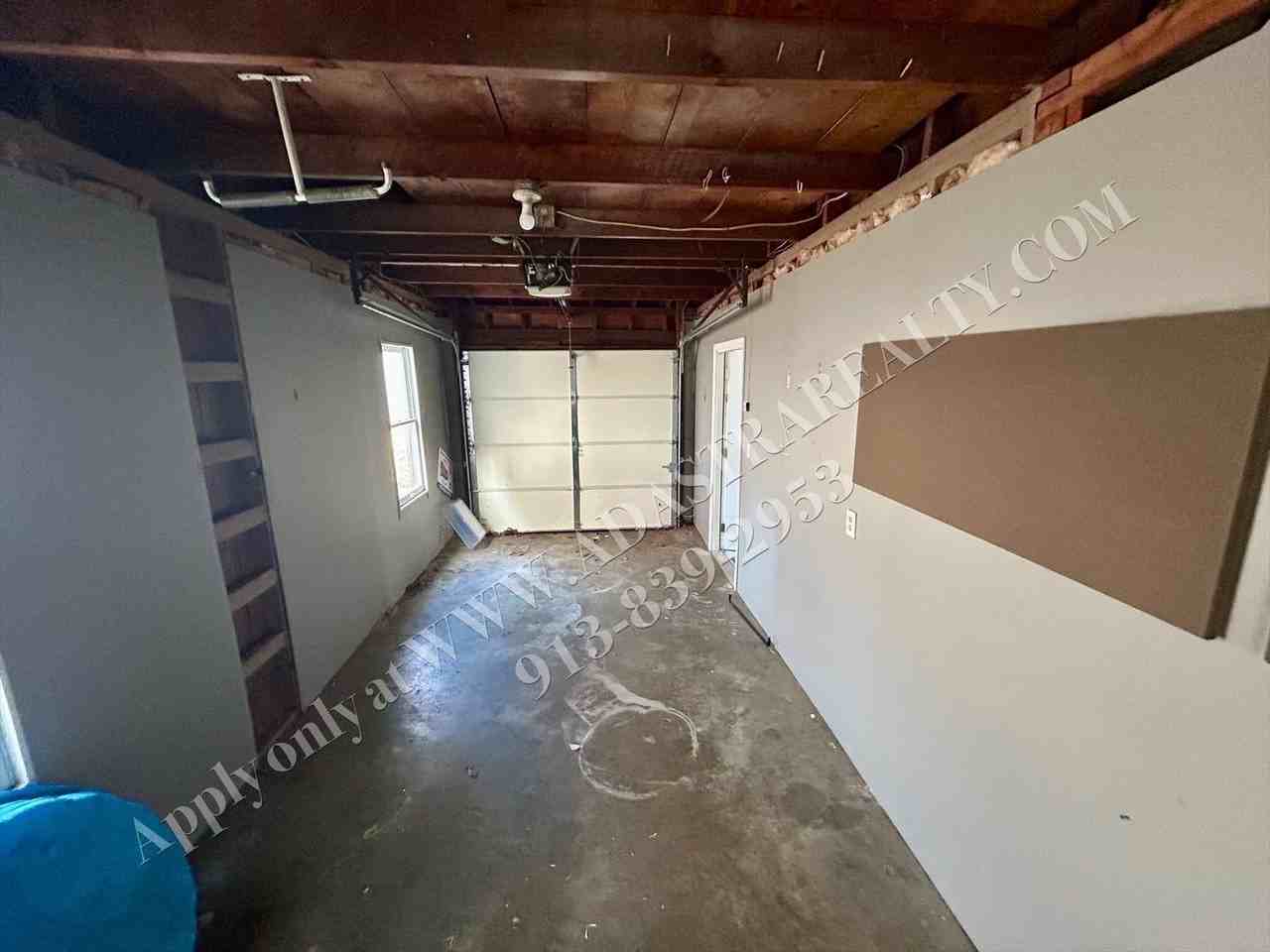 9 W Pocahontas Ln - Photo 7 of 24