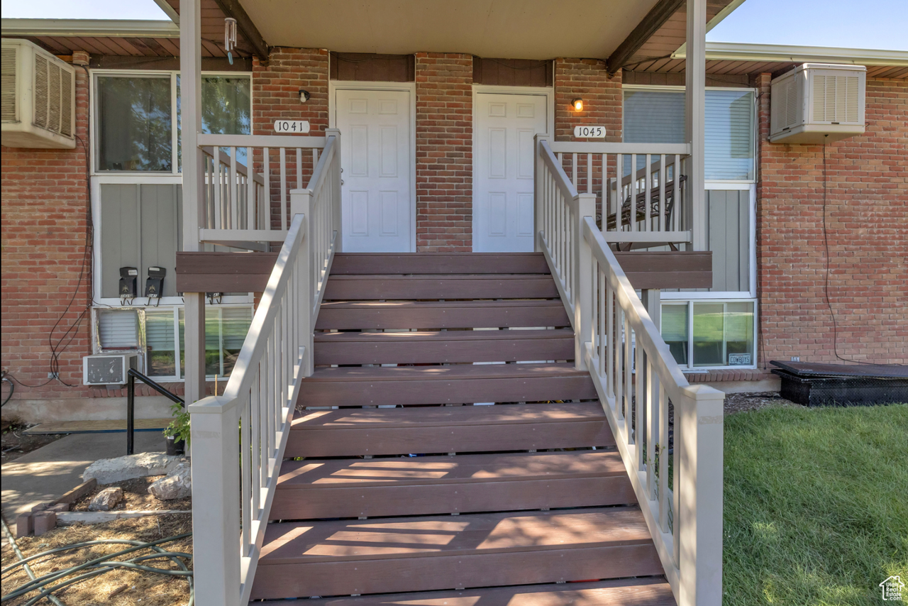 Conley Cottage - Photo 2 of 13