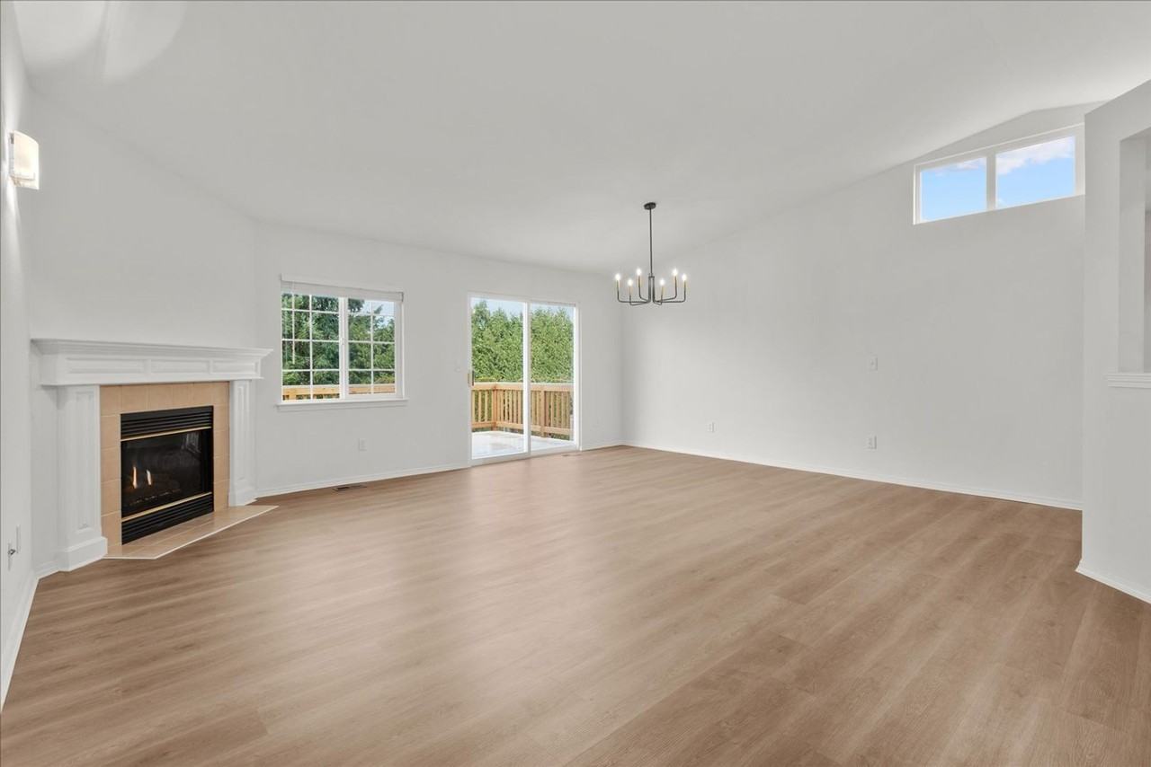 16411 156th St Se - Photo 7 of 30