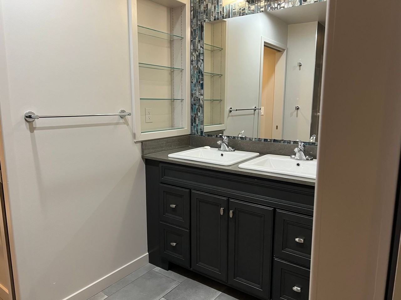 1835 S Valleyroad Ave - Photo 7 of 18