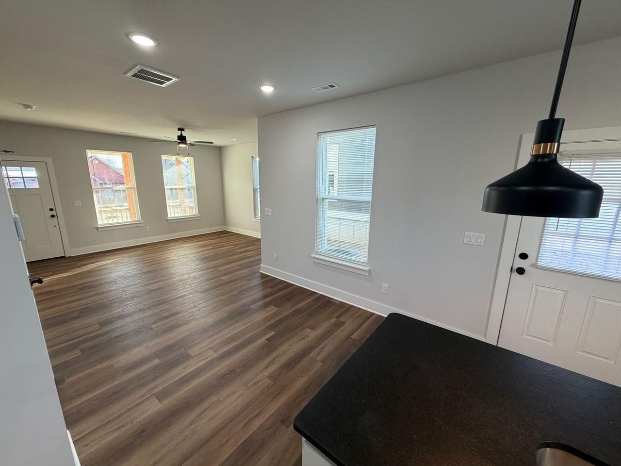 1043 S Laramie Hts - Photo 5 of 17