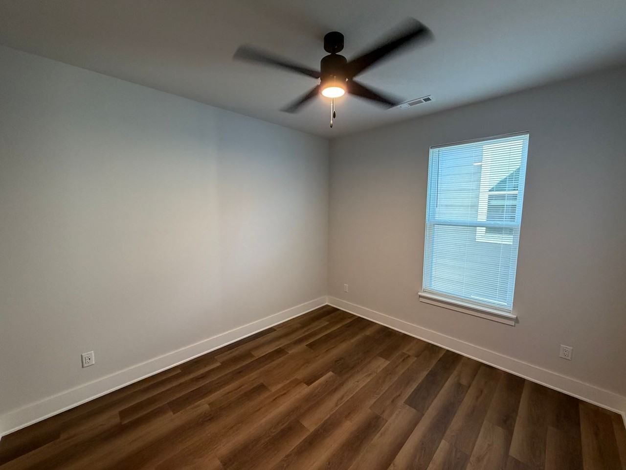 1043 S Laramie Hts - Photo 6 of 17