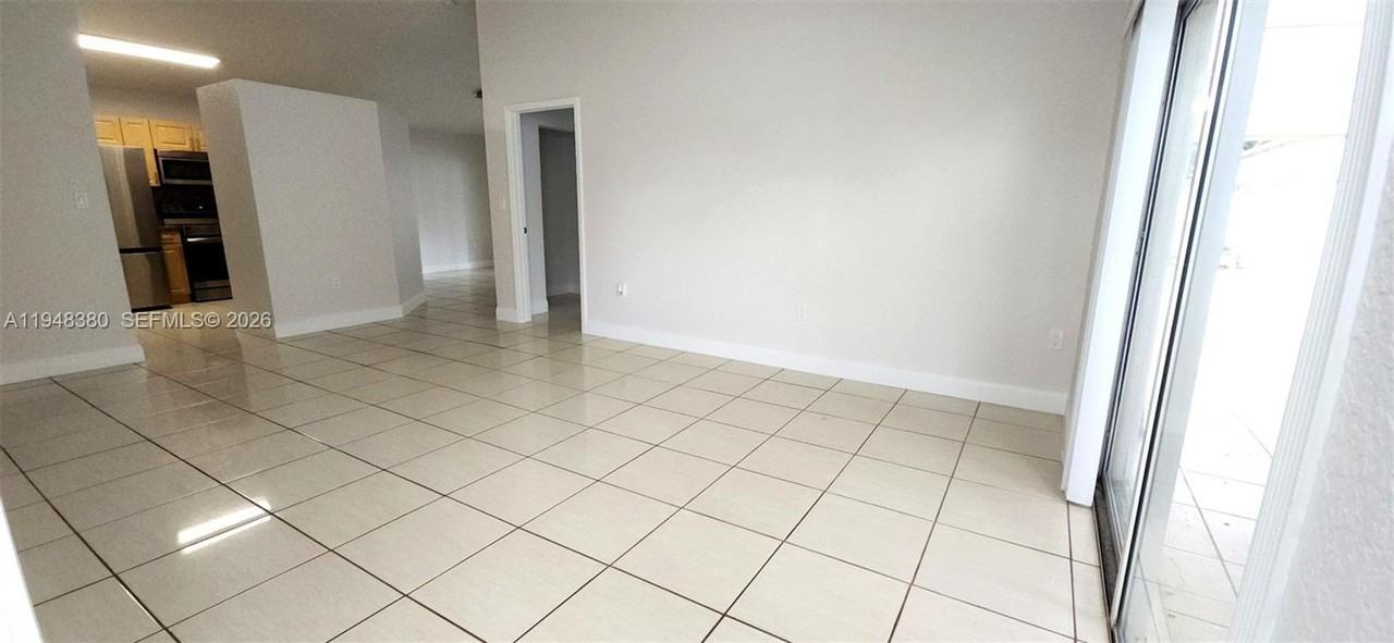 14316 Sw 148th Pl - Photo 6 of 18