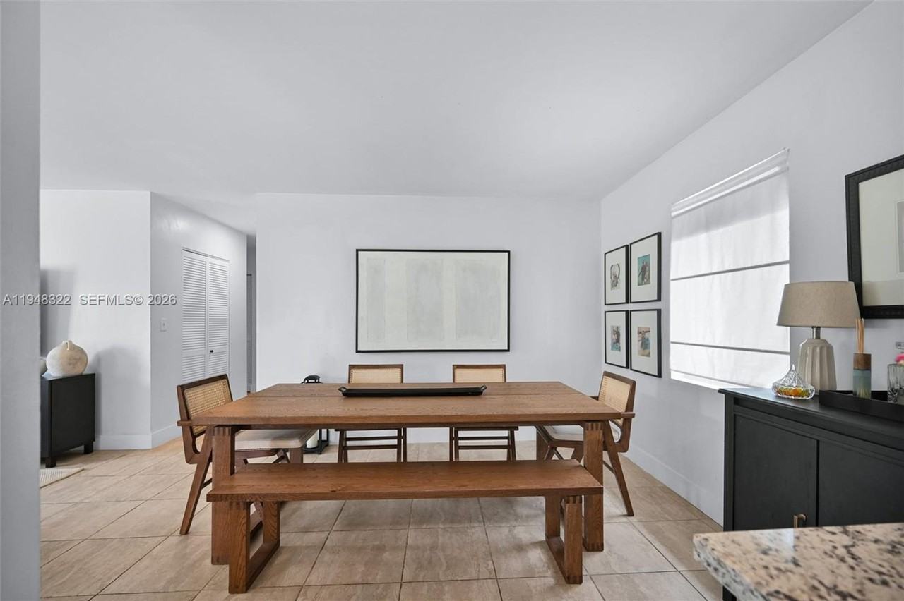8780 Sw 200th Ter - Photo 4 of 20