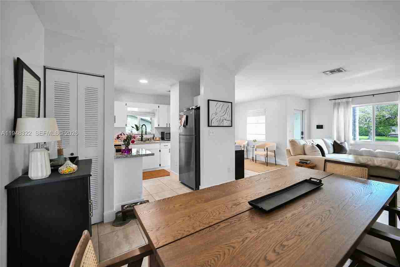 8780 Sw 200th Ter - Photo 5 of 20
