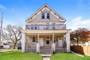 featured image of 3401-3403 3401-3403 N 1st St./114 W Townsend St.