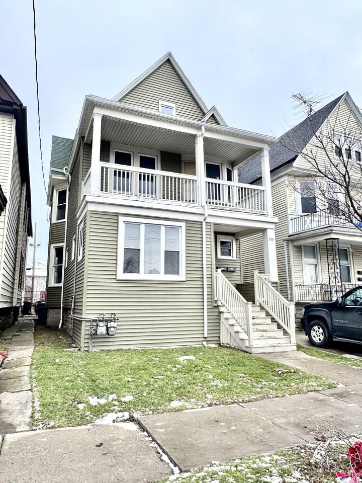 339 Hampshire St #2