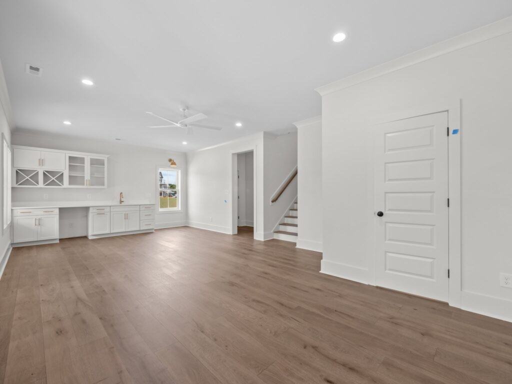 609 Cannonsgate Dr #1 - Photo 5 of 10