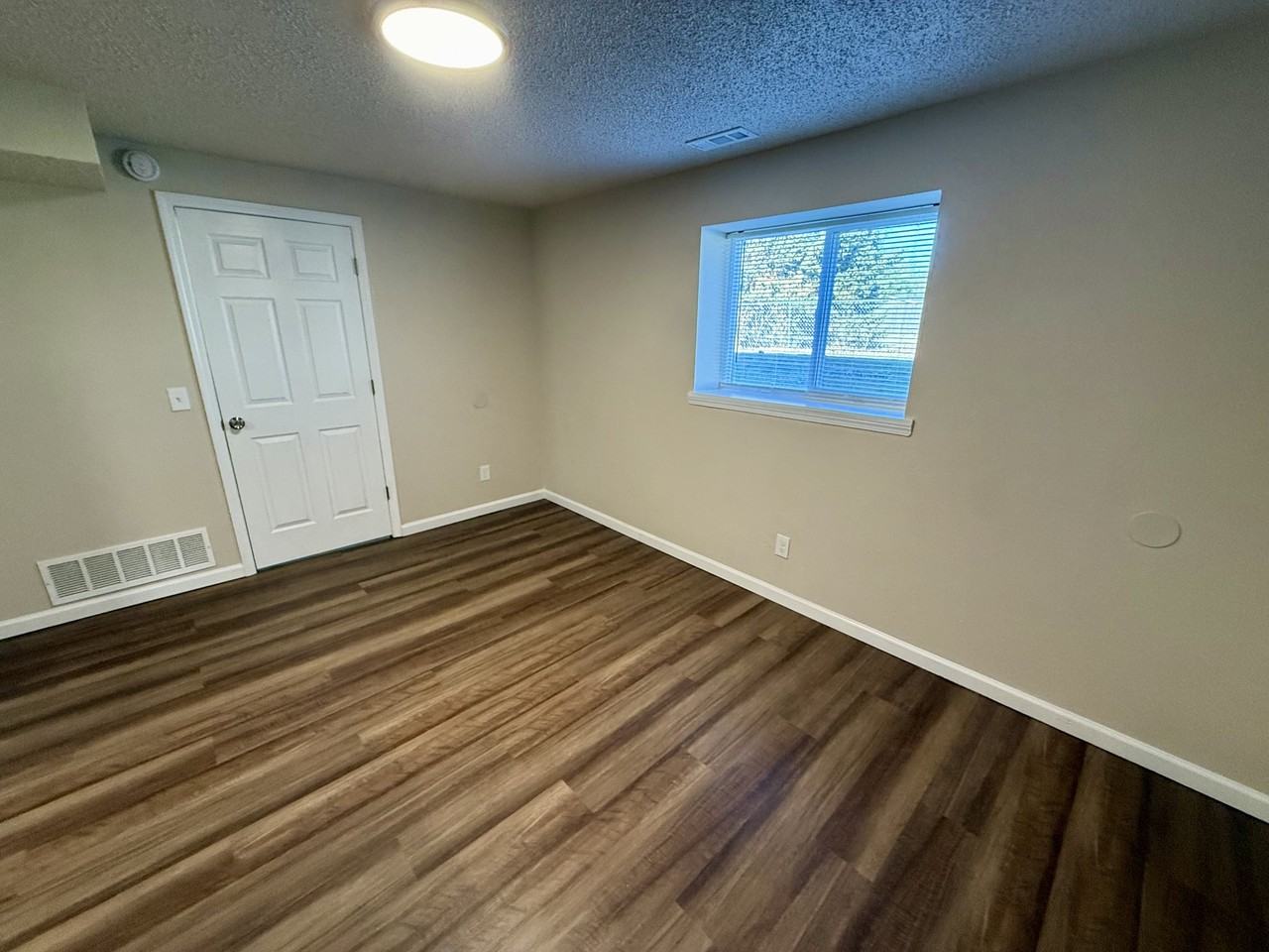 3935 Jaq Mar Ct - Photo 5 of 11