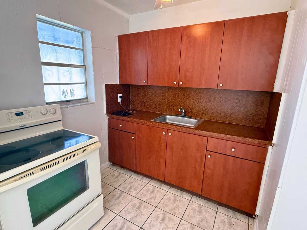 2951 Nw 164th St - Photo 6 of 18