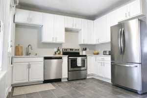 featured image of 313 Farm St