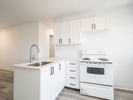 featured image of 8281 Av Des Vendéens