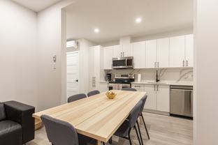 2005 Rue De Bullion - Furnished - Photo 1 of 1