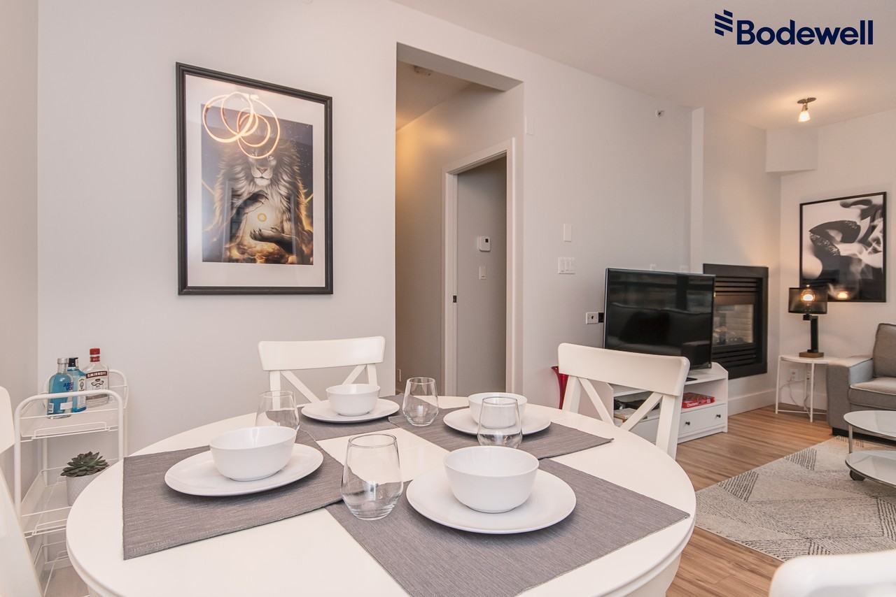 The Altadena - Photo 6 of 21