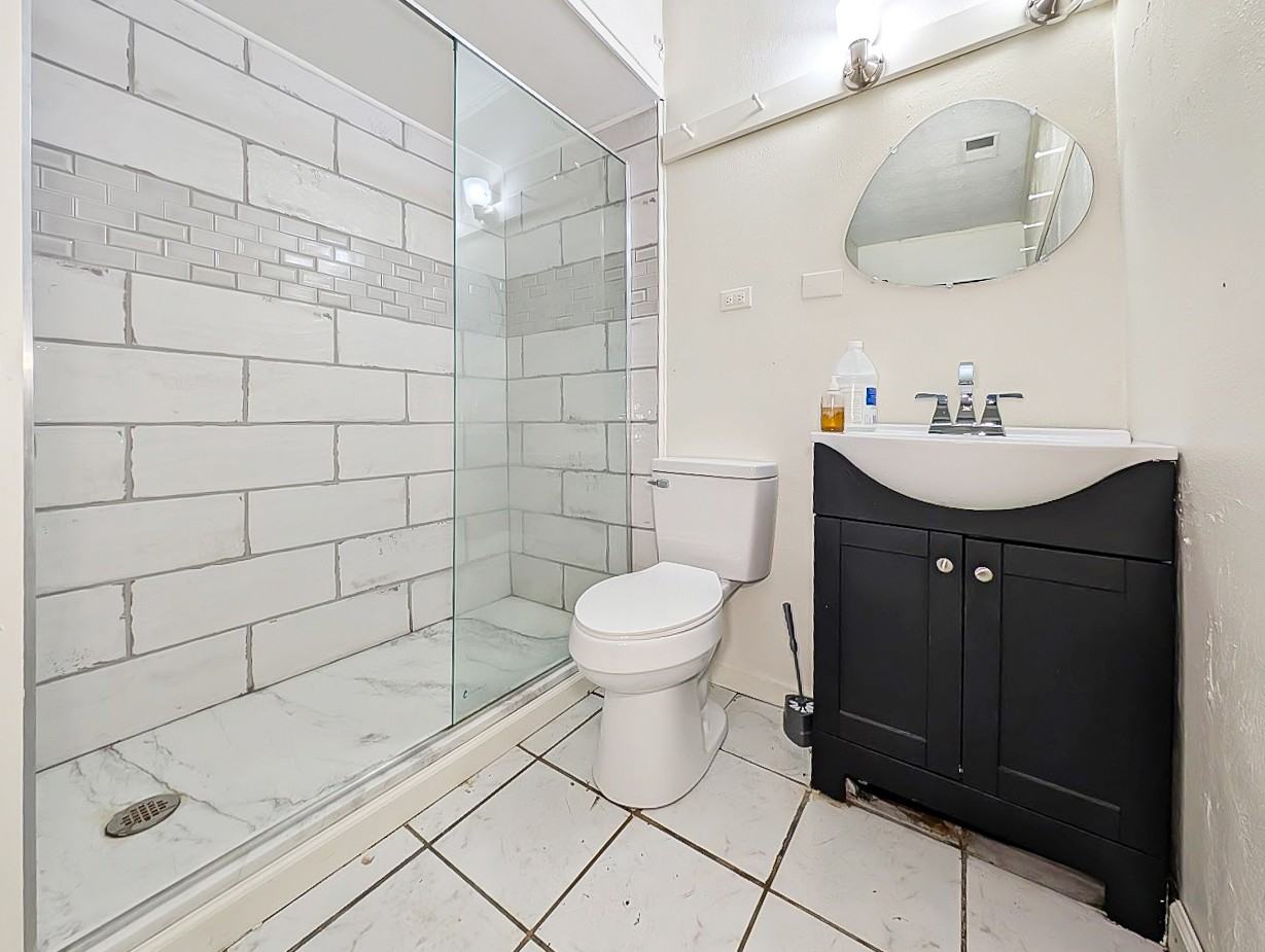 207 E Morrison St #1 - Photo 5 of 22