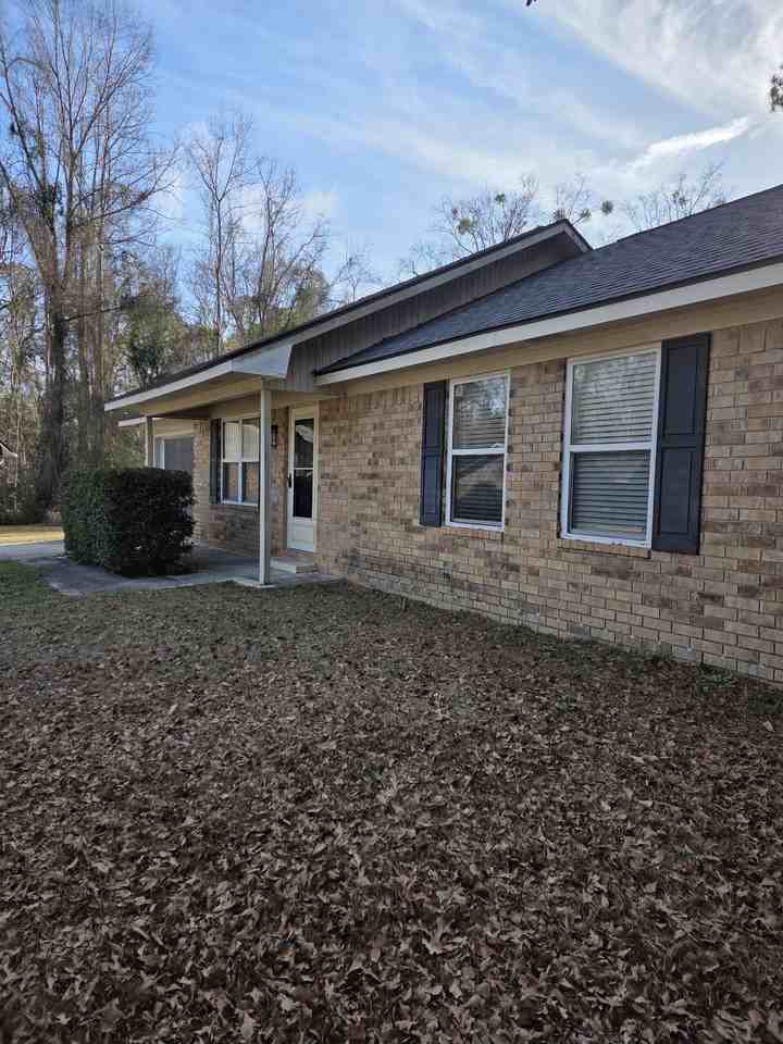 182 Sequoia Cir #1 - Photo 2 of 19