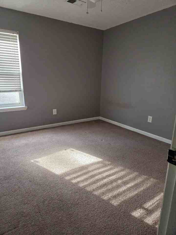 182 Sequoia Cir #1 - Photo 5 of 19