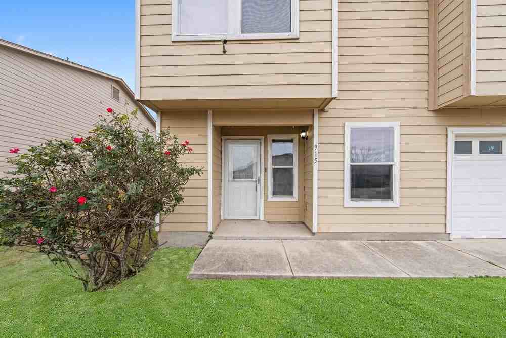 915 Ridingate Farm #1 - Photo 5 of 39