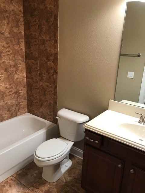 2316 Speedway Blvd - Photo 7 of 44