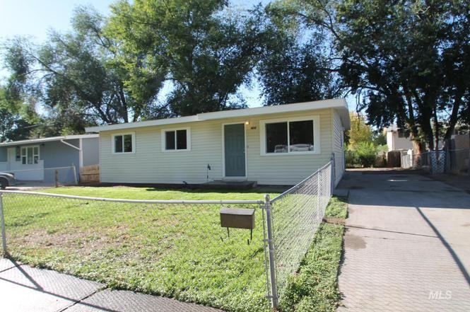 420 W 3rd N #1 - Photo 3 of 19