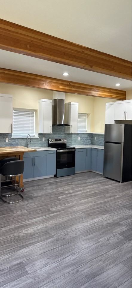 305 Southeast Elder Street *New* - B #B - Photo 2 of 21