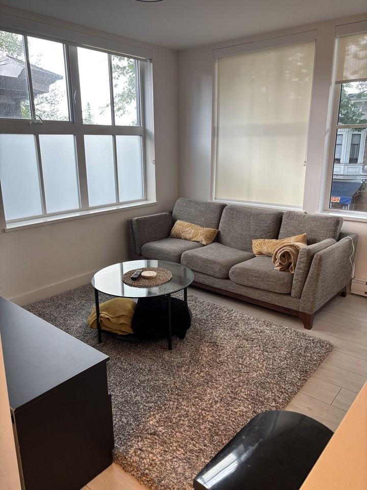 #202-1716 Napier Street , Vancouver - Photo 7 of 7