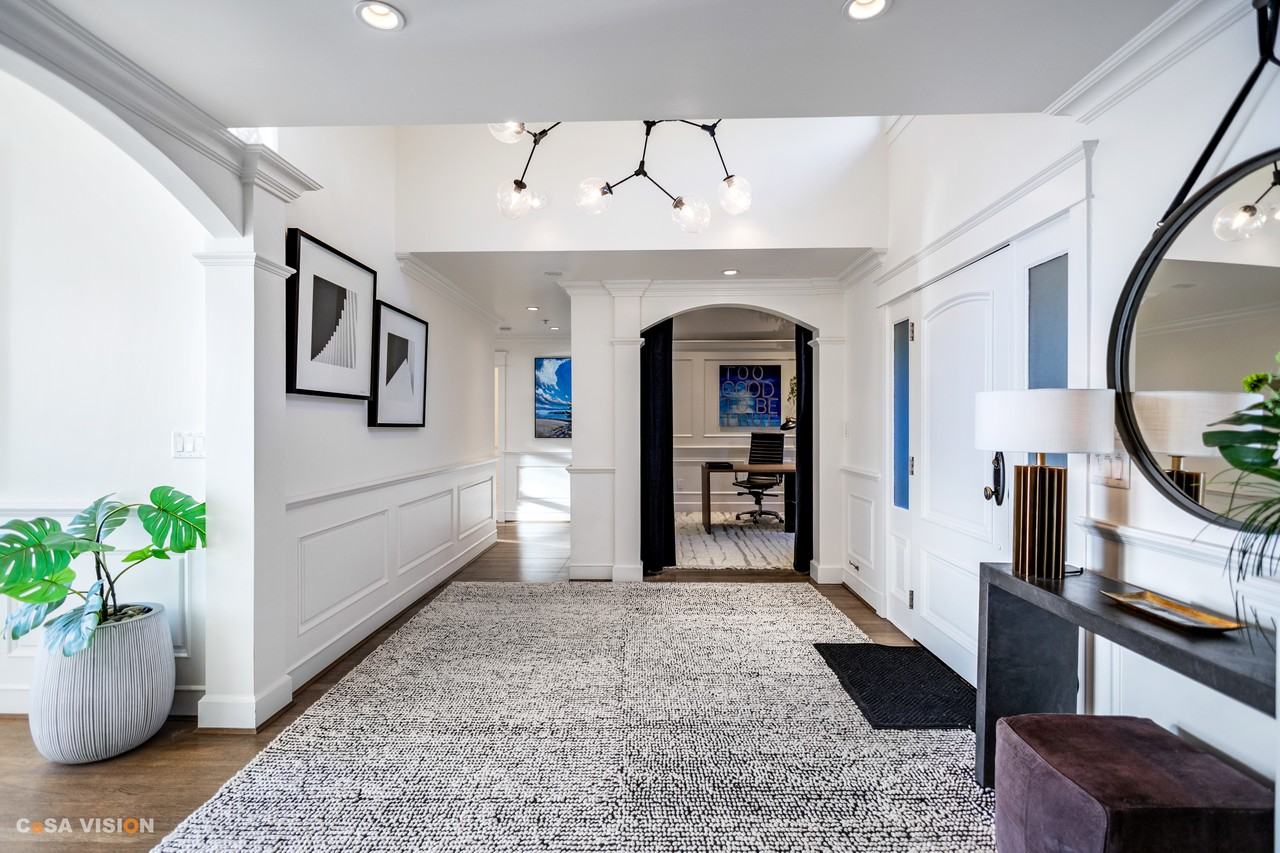 3390 Radcliffe Avenue - Photo 3 of 31