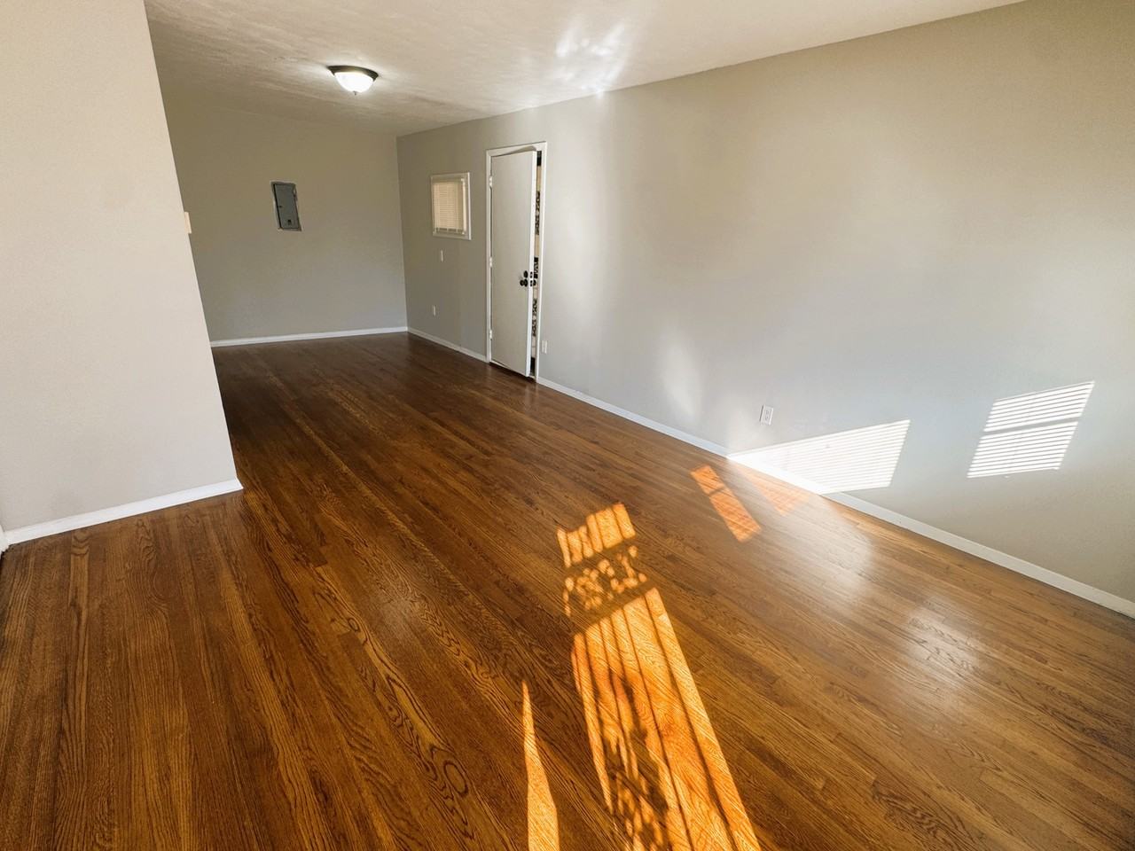 4956 Owen Ave #1 - Photo 3 of 14