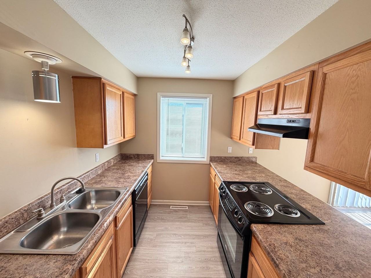 Superior Place Apartments - Photo 6 of 50