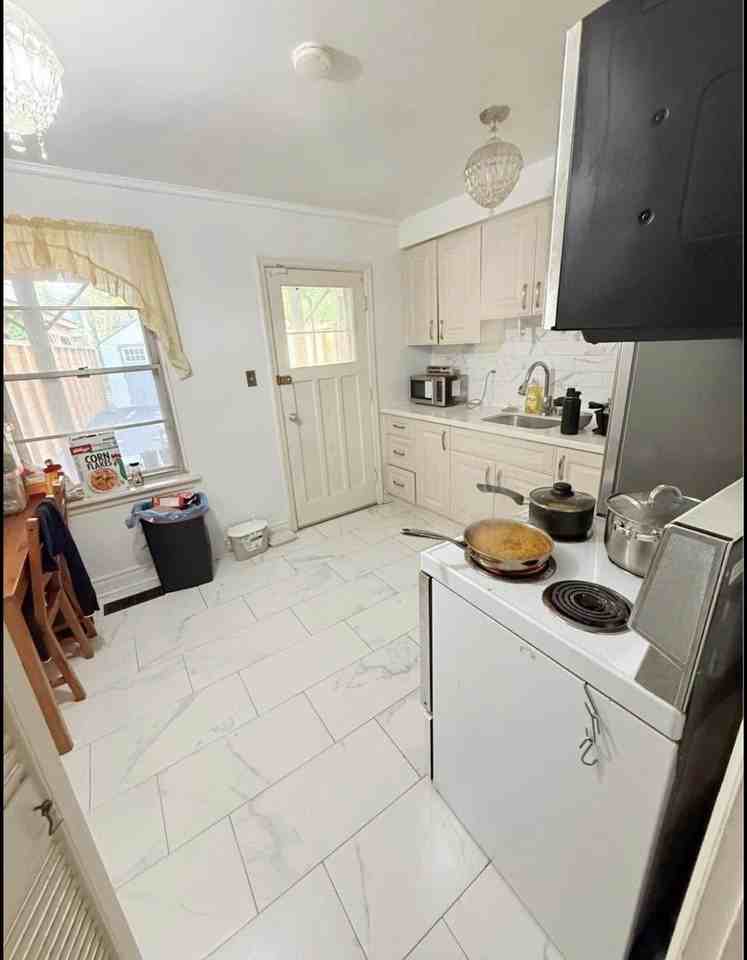 6 Khedive Avenue - Photo 2 of 6