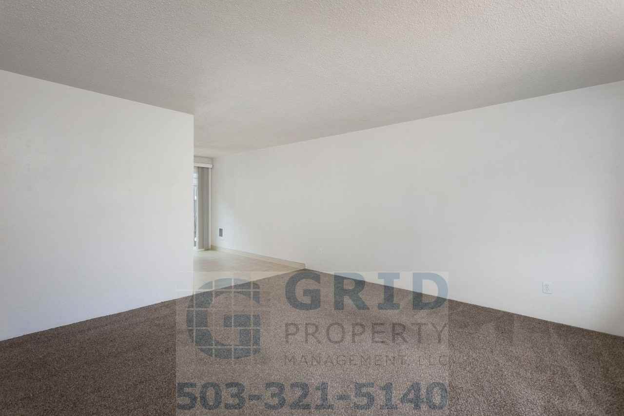 7041 Sw Garden Home Rd - Photo 3 of 24