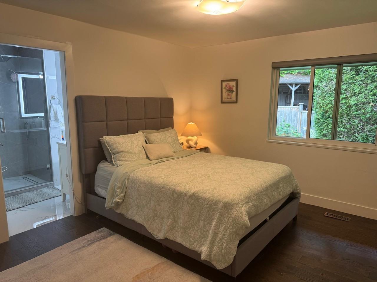 815 Elveden Row - Photo 7 of 14