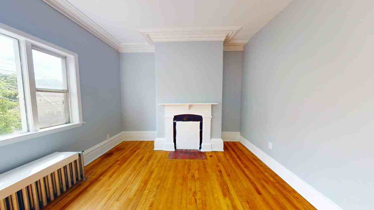 1110 South Park Street - Photo 4 of 16