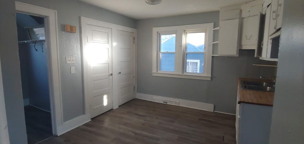 4738 N 20th St #1 - Photo 3 of 10