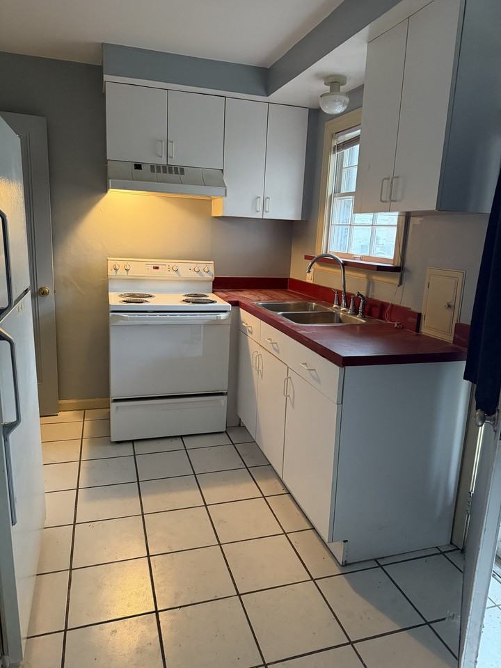 3022 Letchworth Pkwy #3020RIGHT - Photo 2 of 14