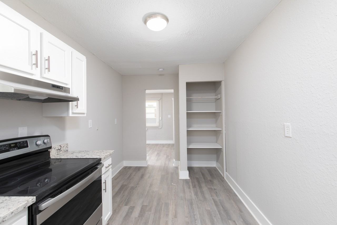 5013 Georgia Rd - Photo 3 of 9