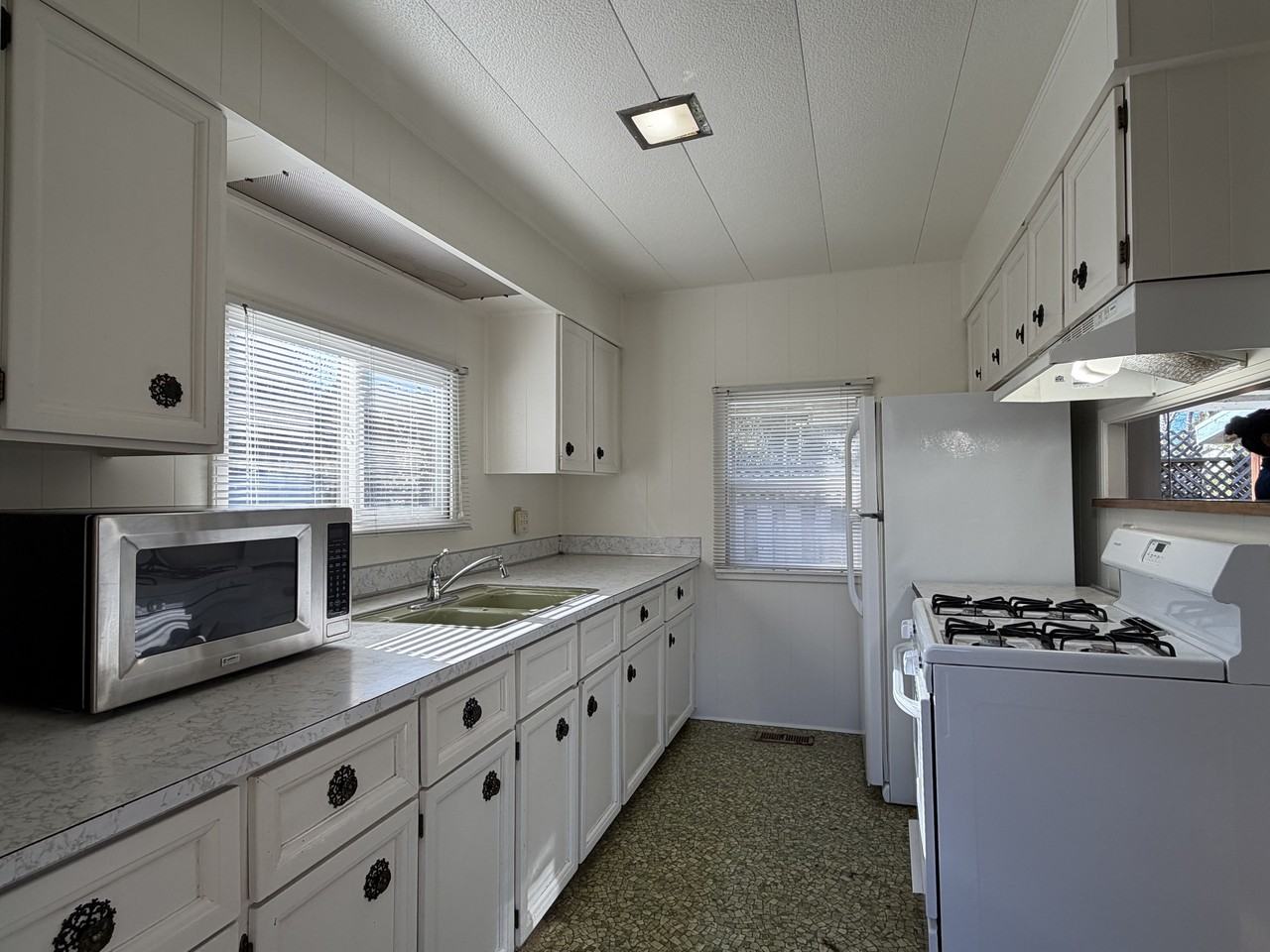 769 1/2 Stagecoach Rd #1UNIT - Photo 7 of 19