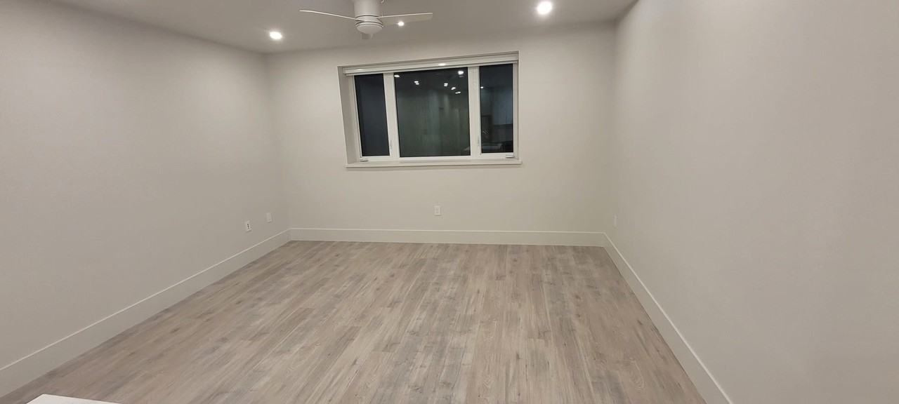 Wheater Court ##214 - Photo 5 of 11