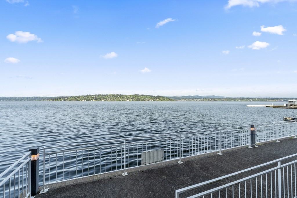 9500 Rainier Ave S #102 - Photo 4 of 33