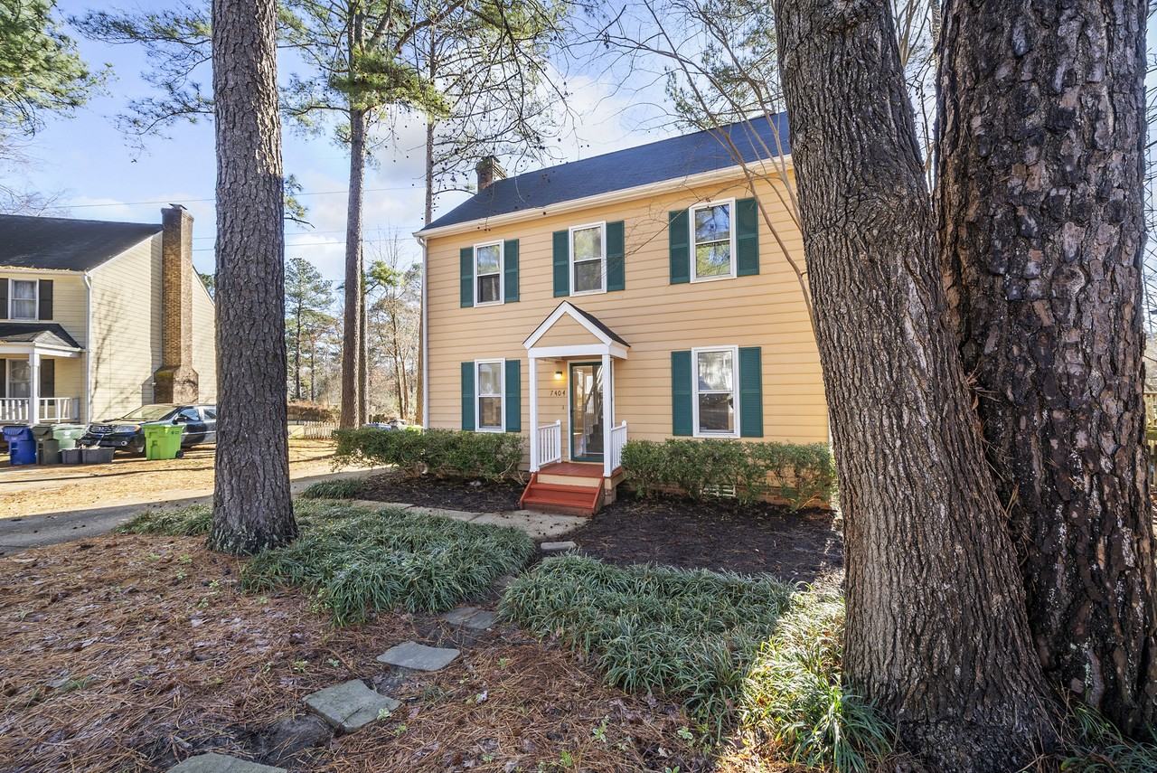 7404 N Thorncliff Pl #1 - Photo 3 of 50