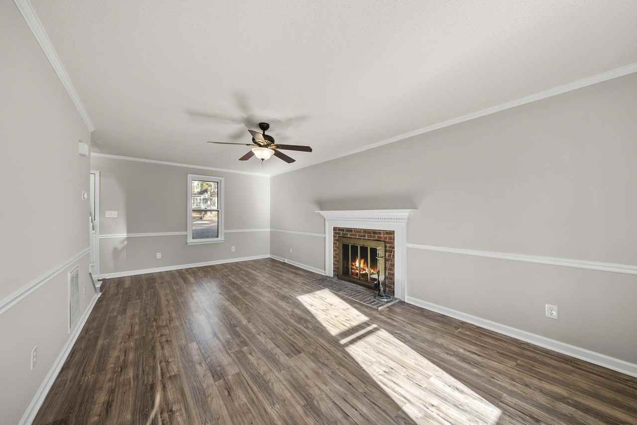 7404 N Thorncliff Pl #1 - Photo 6 of 50