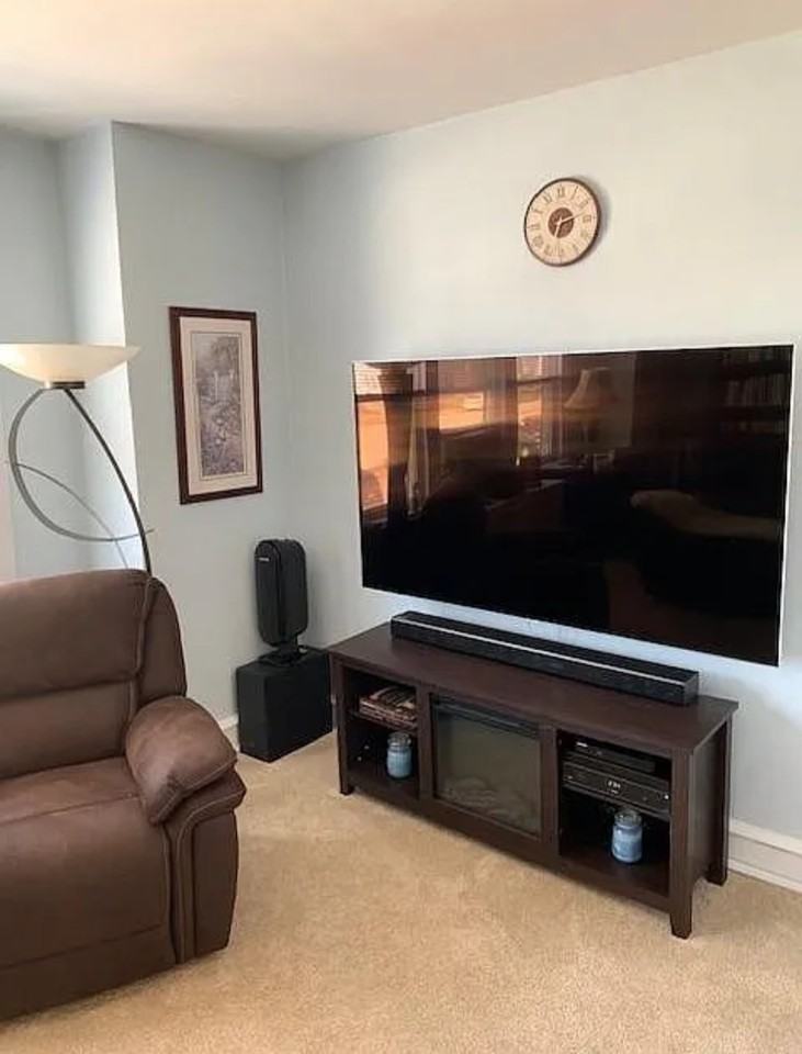 690 Pont Reading Rd #2 - Photo 5 of 10