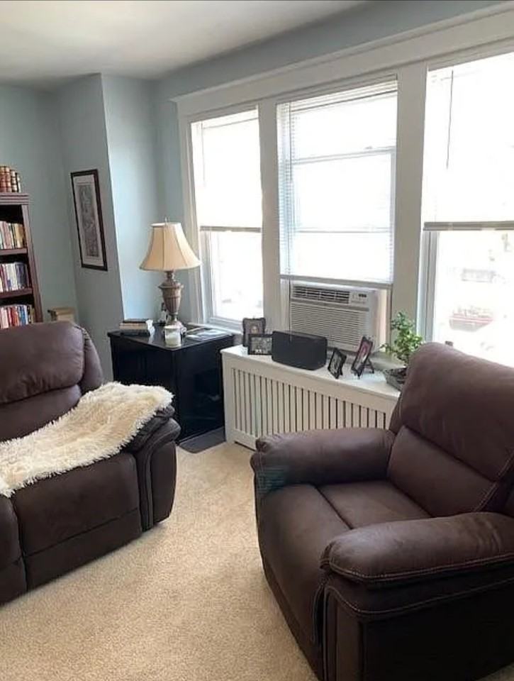 690 Pont Reading Rd #2 - Photo 6 of 10