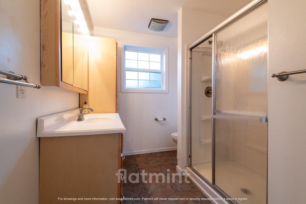 2508 104th Pl Se #1 - Photo 2 of 26