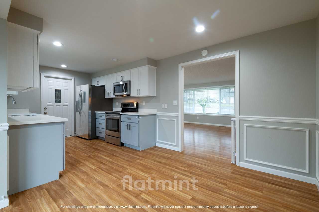 2508 104th Pl Se #1 - Photo 7 of 26